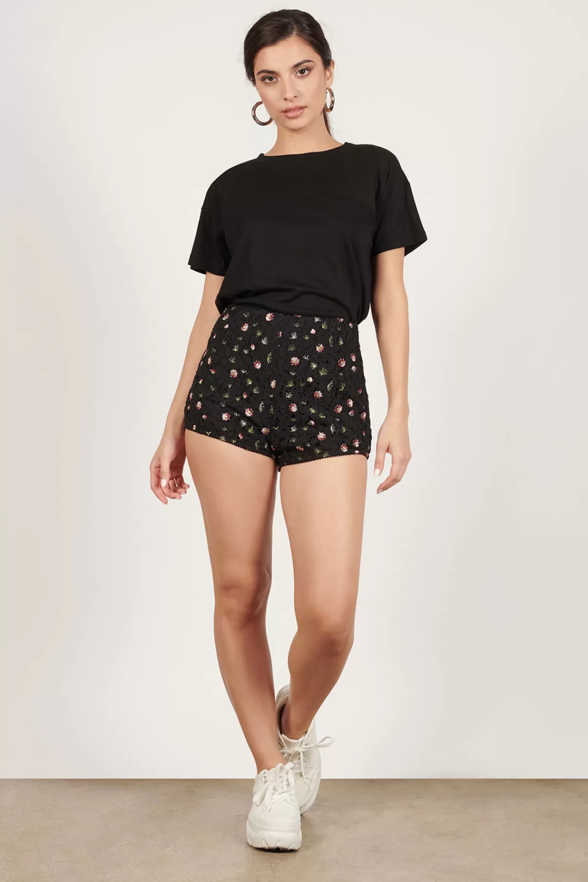 Tobi Ashleigh Floral Shorts - * Shorts