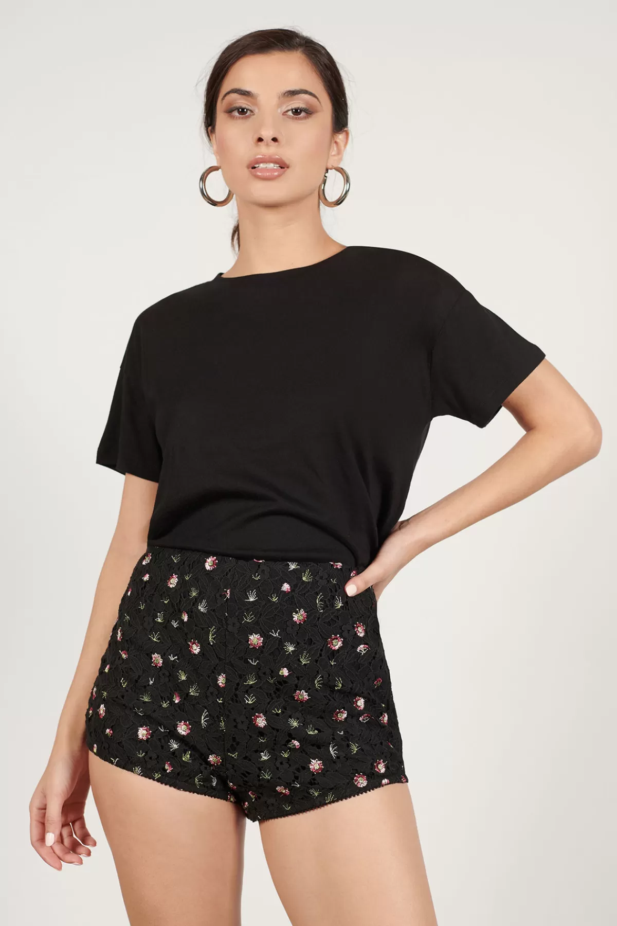 Tobi Ashleigh Floral Shorts - * Shorts