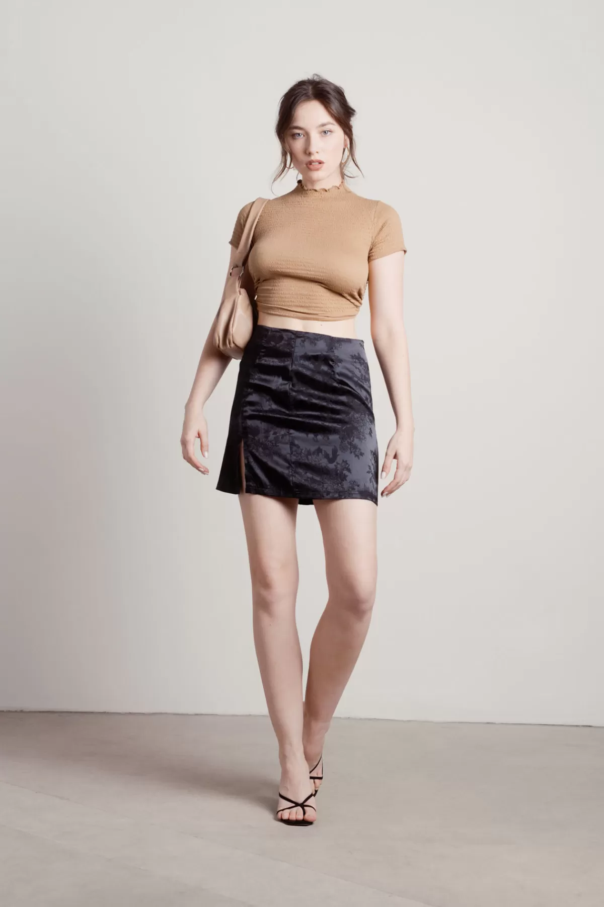 Tobi Basilisk Crop Top - * Backless Tops | Crop Tops