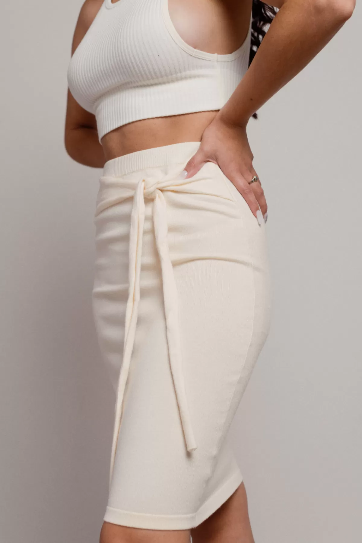 Tobi Chantelle Sweater Midi Skirt - * Valentines Day Outfits | Vacation Shop