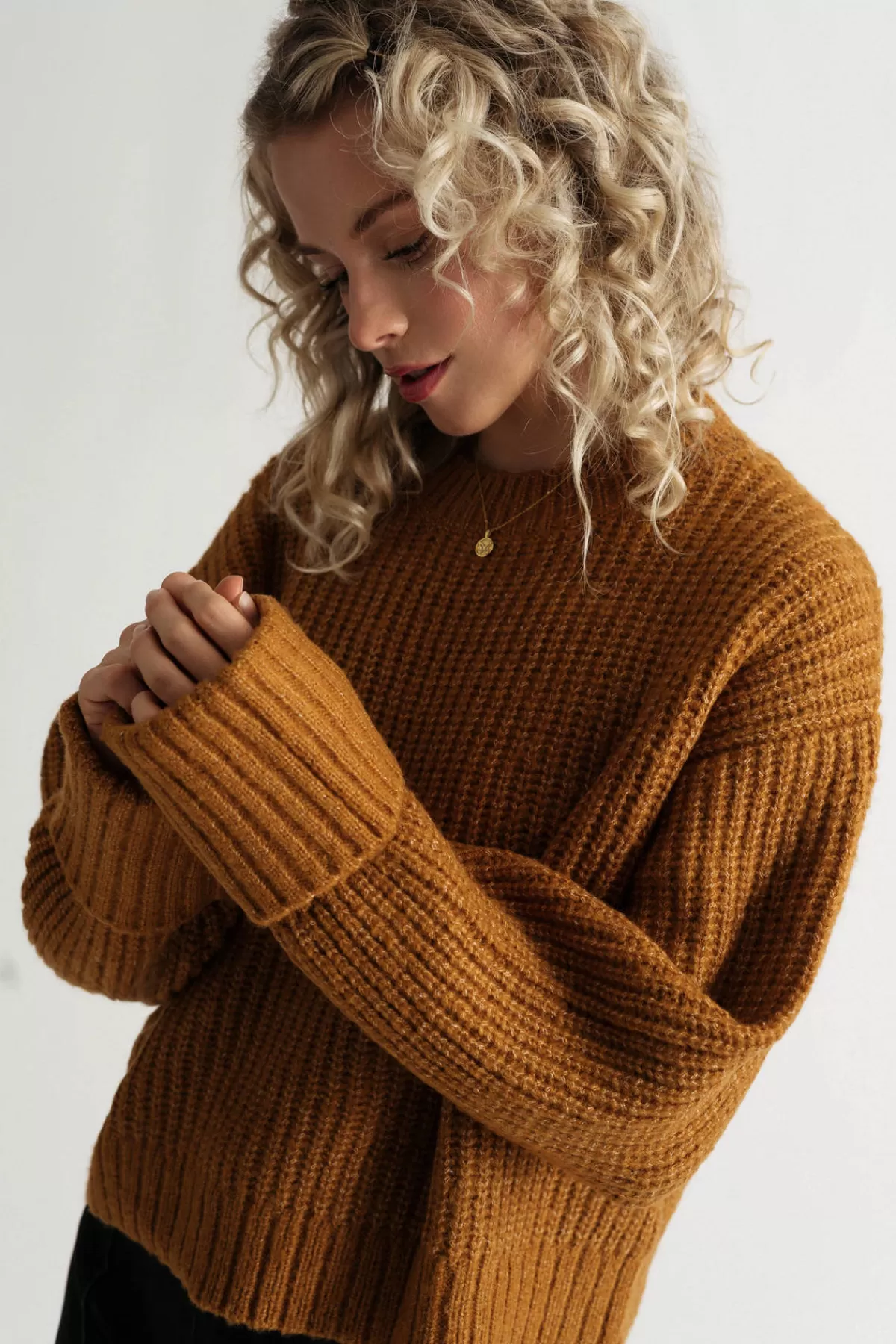 Tobi Chill Over Here Knit Sweater - * Holiday Gift Guide | Long Sleeve Tops