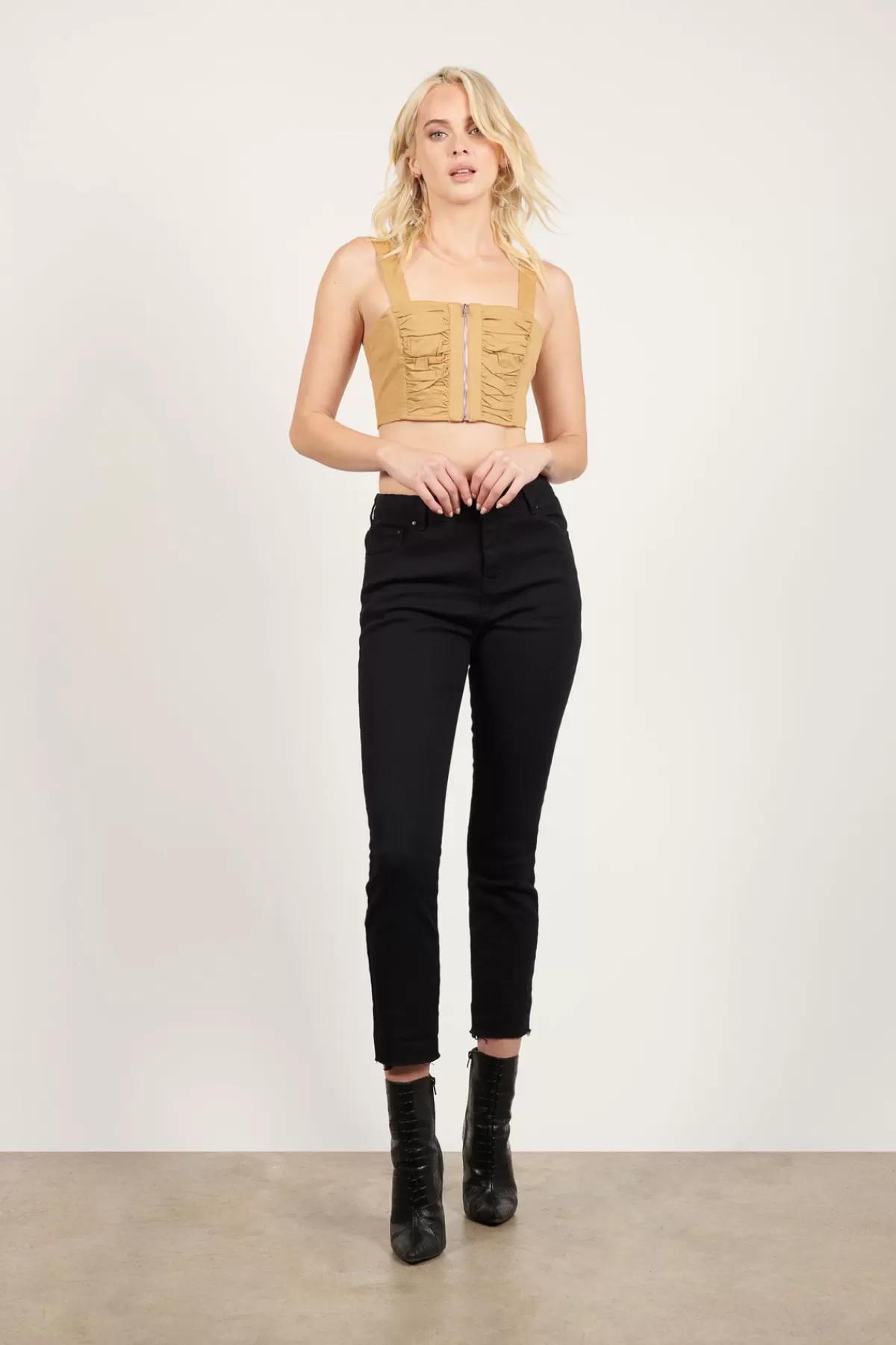 Tobi Concert Ready Crop Top - * Night Club Outfits | Going Out Tops