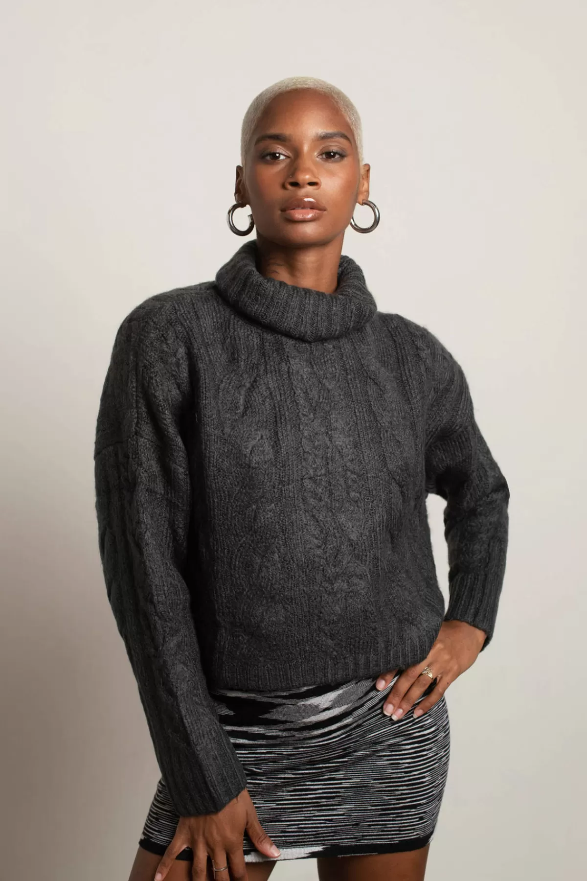 Tobi Corinne Turtleneck Sweater - Charcoal* Holiday Gift Guide | Long Sleeve Tops