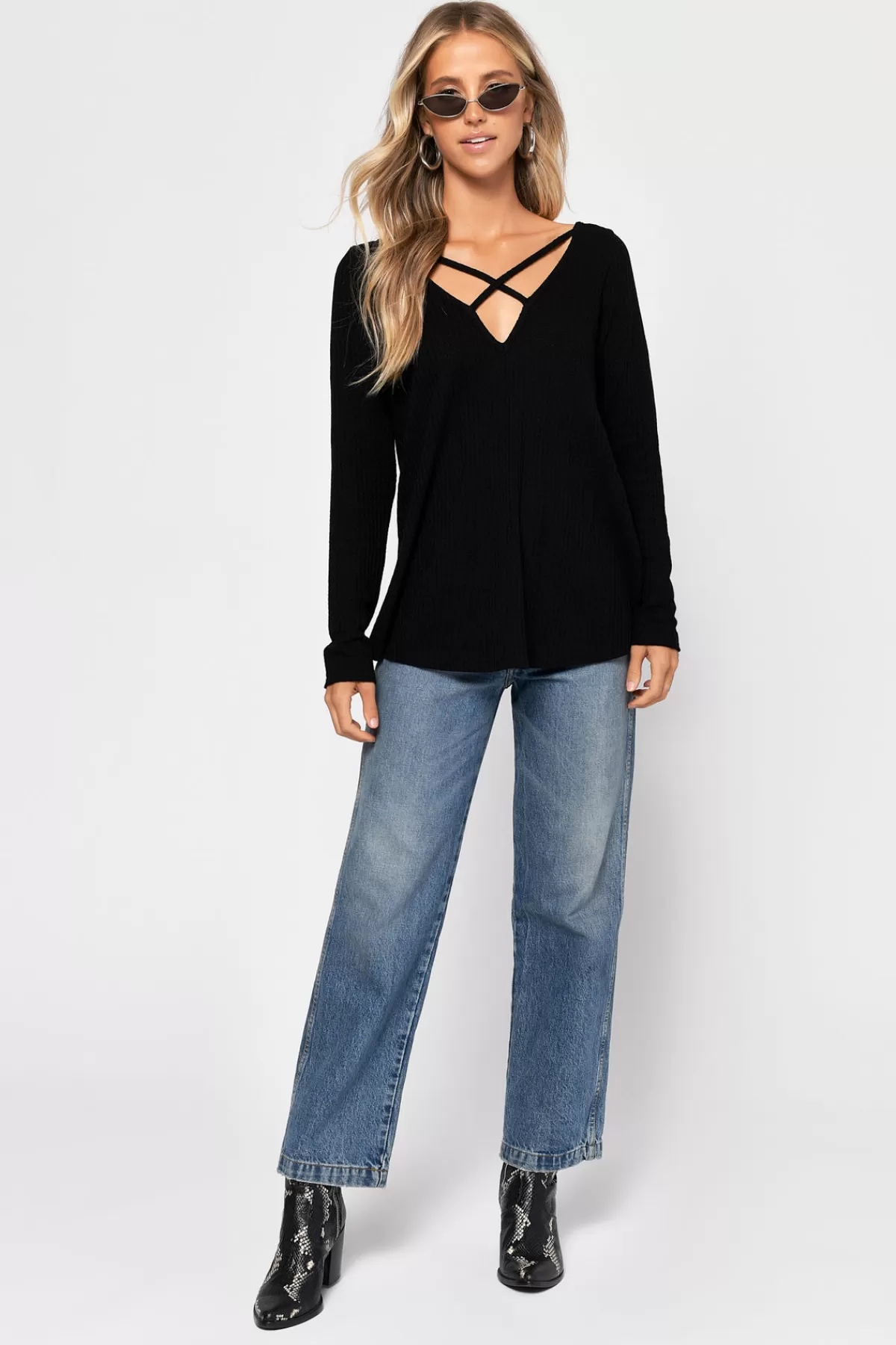 Tobi Cross My Heart Criss Cross Top - Taupe* Long Sleeve Tops