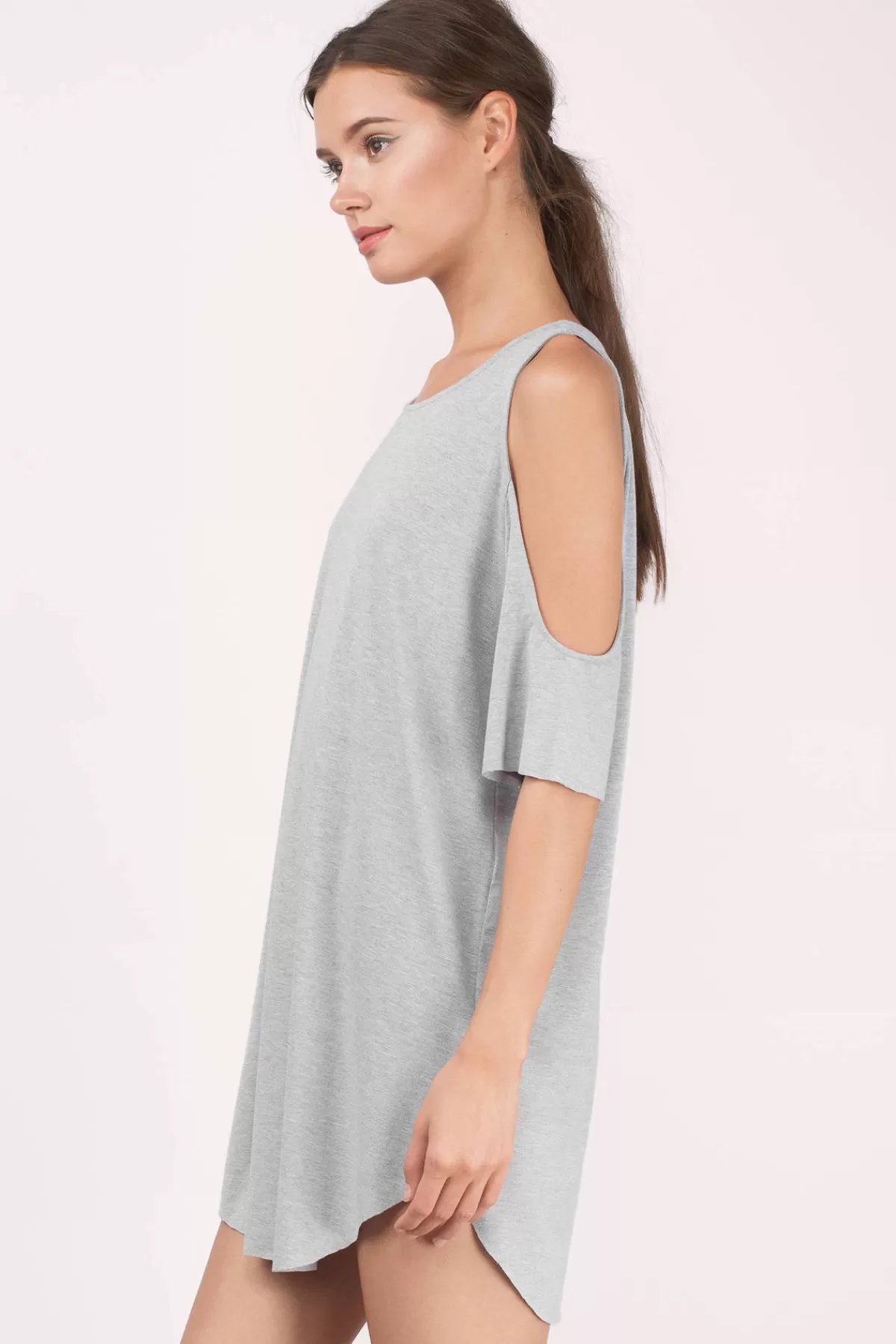 Tobi Daydream Cold Shoulder Shift Mini Dress - Heather Grey* Shift Dresses | Casual Dresses