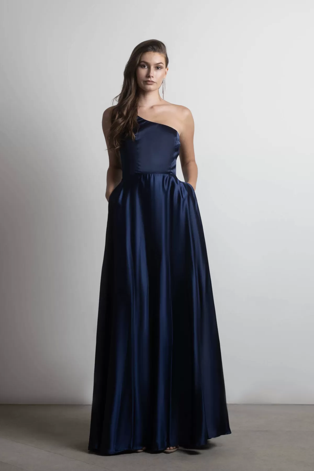 Tobi Elisa Satin One Shoulder Maxi Dress - * Satin Bridesmaid Dresses | Mother Of The Bride Groom Dresses