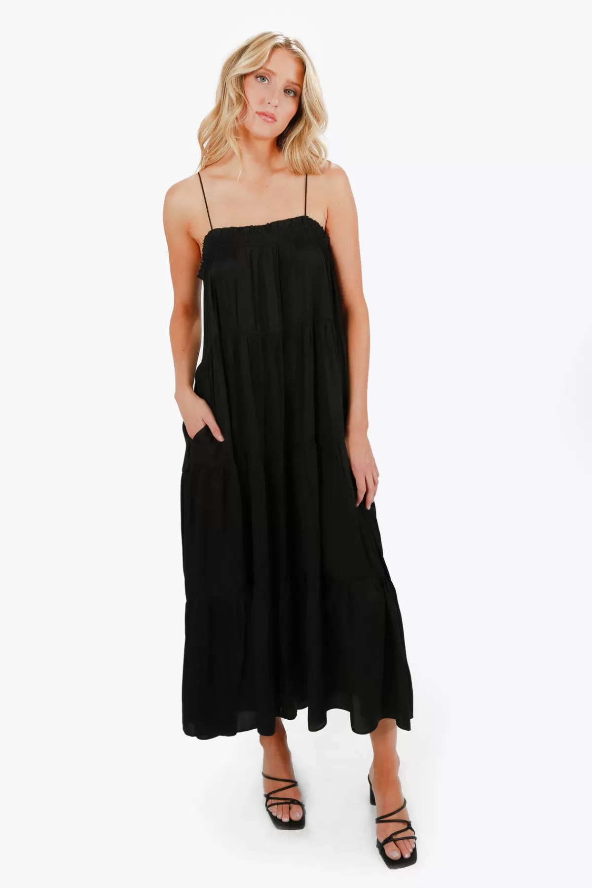 Tobi Elisse Cami Tiered Maxi Dress - * Bump Friendly Dresses | Rehearsal Dinner Dresses