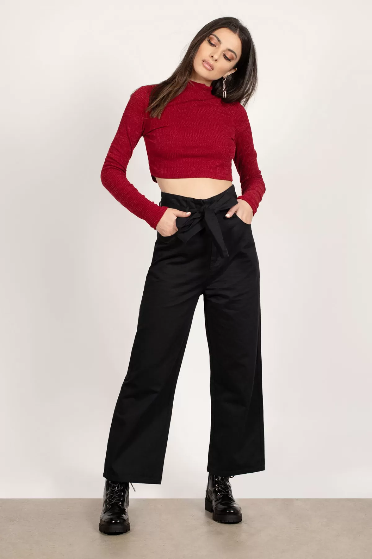 Tobi Eliza Crop Top - Black* Crop Tops | Long Sleeve Tops