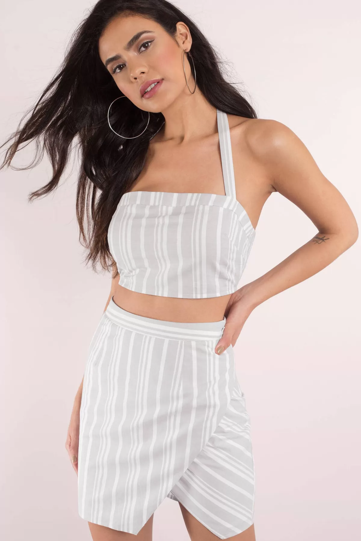 Tobi Ellie Crop Top - * Crop Tops