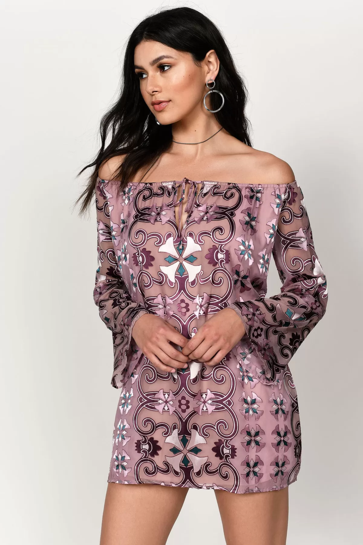 Tobi Emmie Off The Shoulder Shift Mini Dress - * Bump Friendly Dresses | Valentines Day Outfits