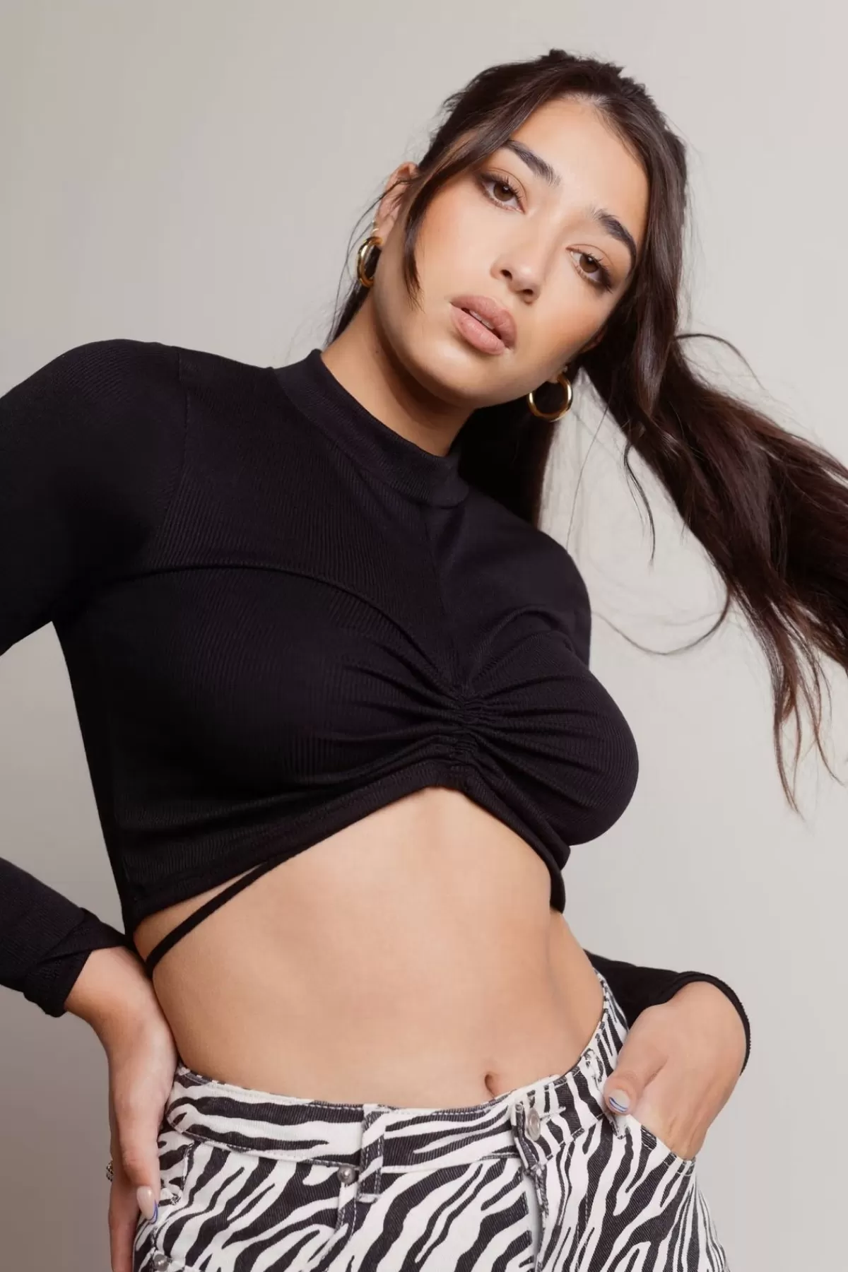 Tobi Eyes Open Crop Top - * Night Club Outfits | New Years Eve Outfits