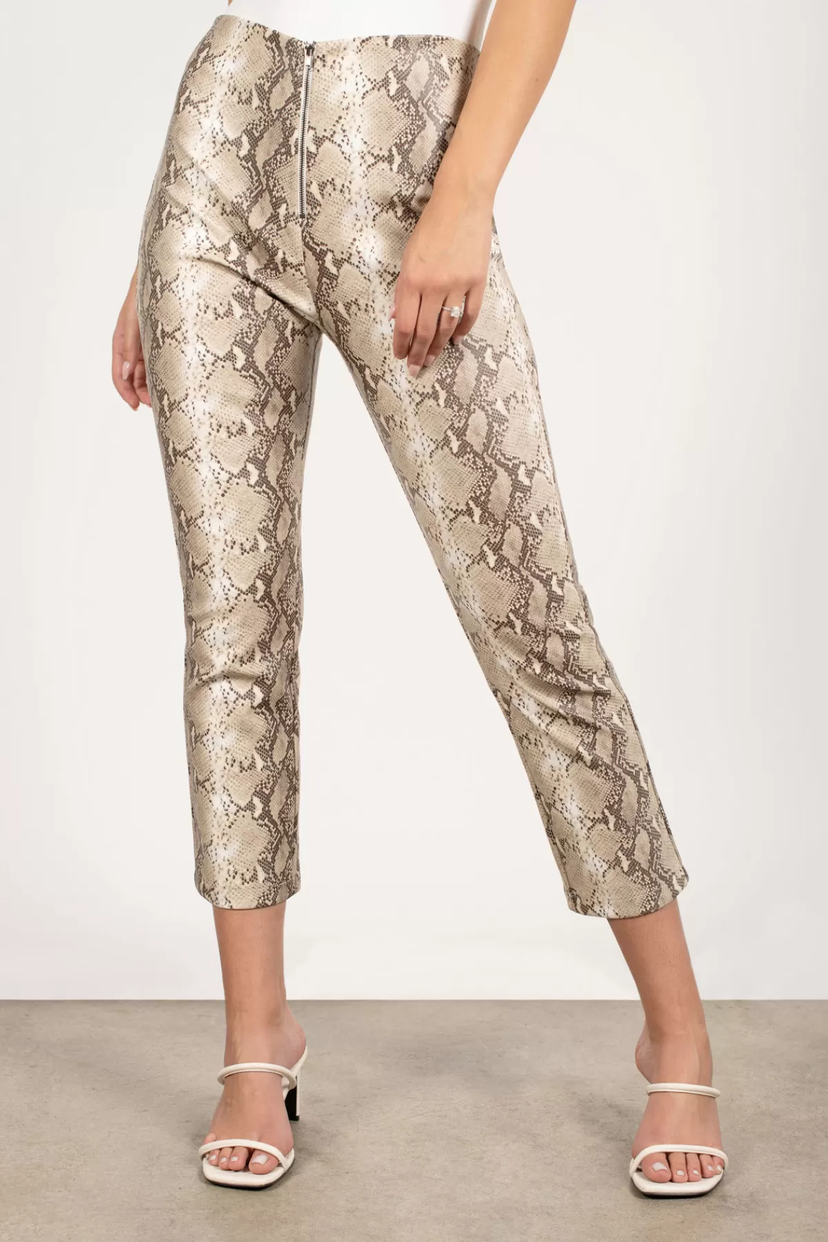 Tobi Hiss Kiss Snake Print Pants - * Pants