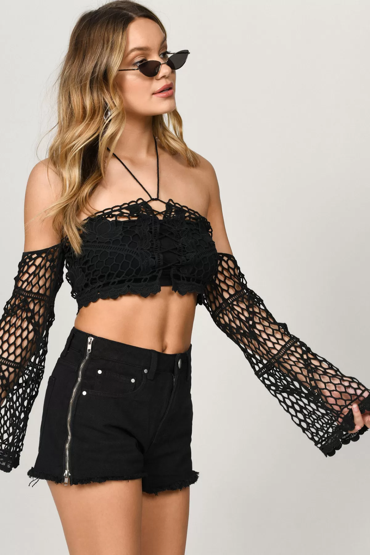 Tobi Hold Tight Crop Top - * Halloween Outfits | Off The Shoulder Tops