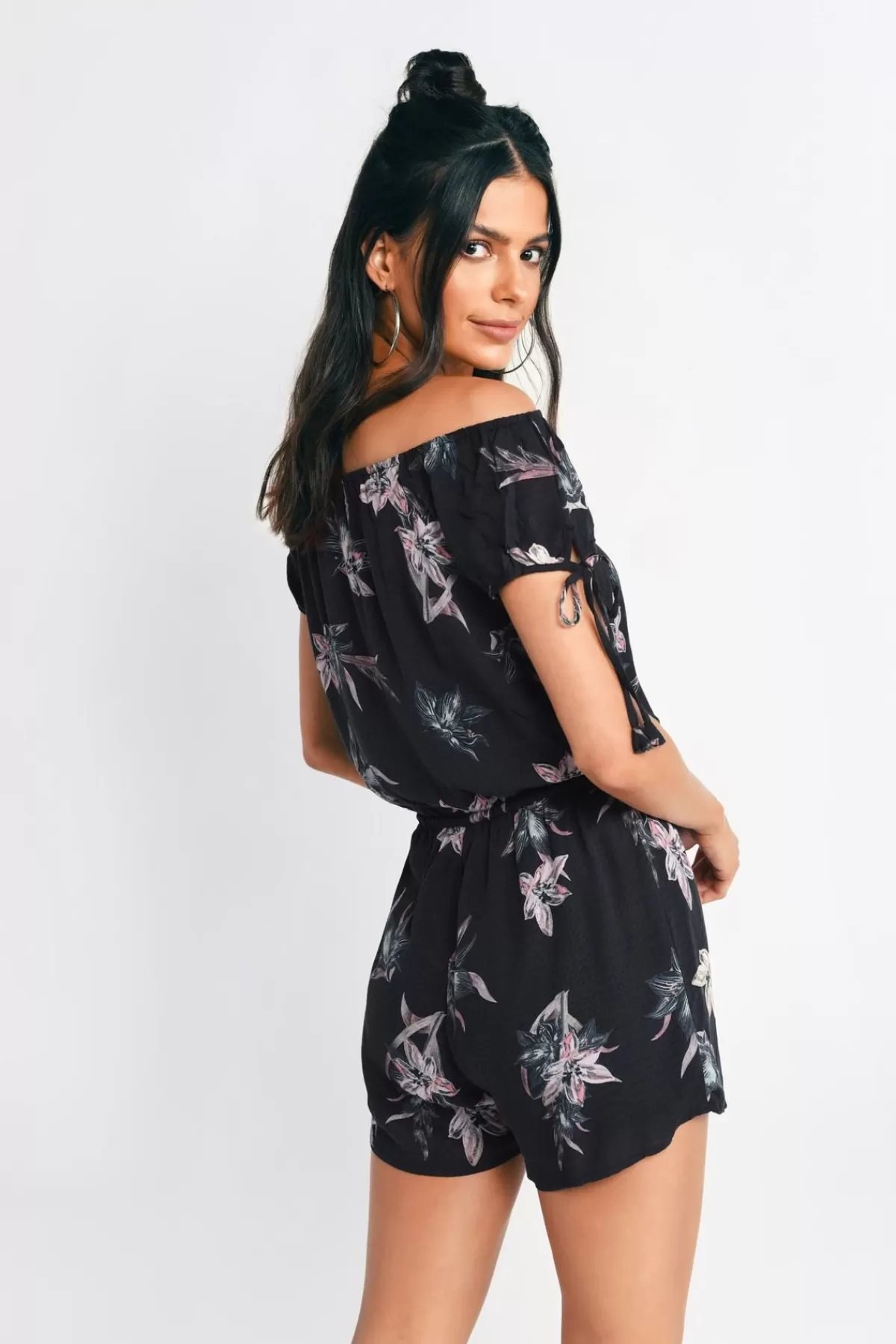 Tobi Ivy Off The Shoulder Romper - * Valentines Day Outfits | Resort Wear