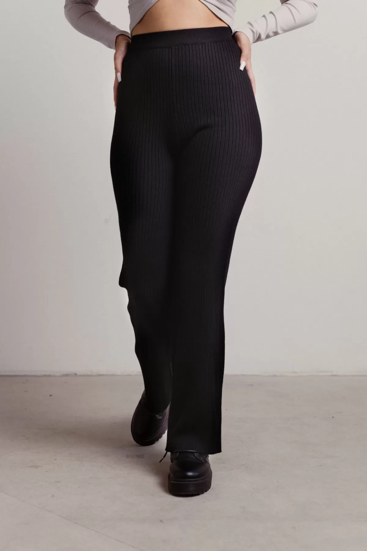 Tobi Kirsten Ribbed Pants - * Pants