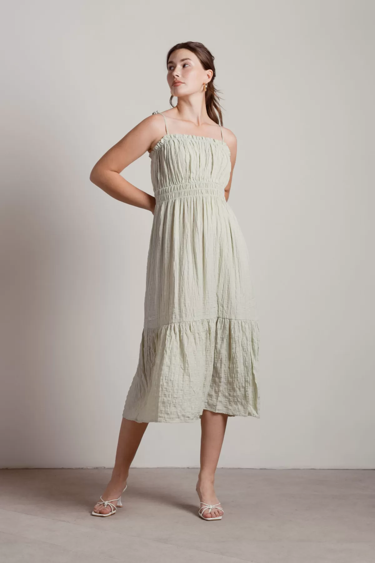 Tobi Let Me Down Slowly Crinkle Smocked Midi Dress - * Bump Friendly Dresses | Beach Vacation Outfits