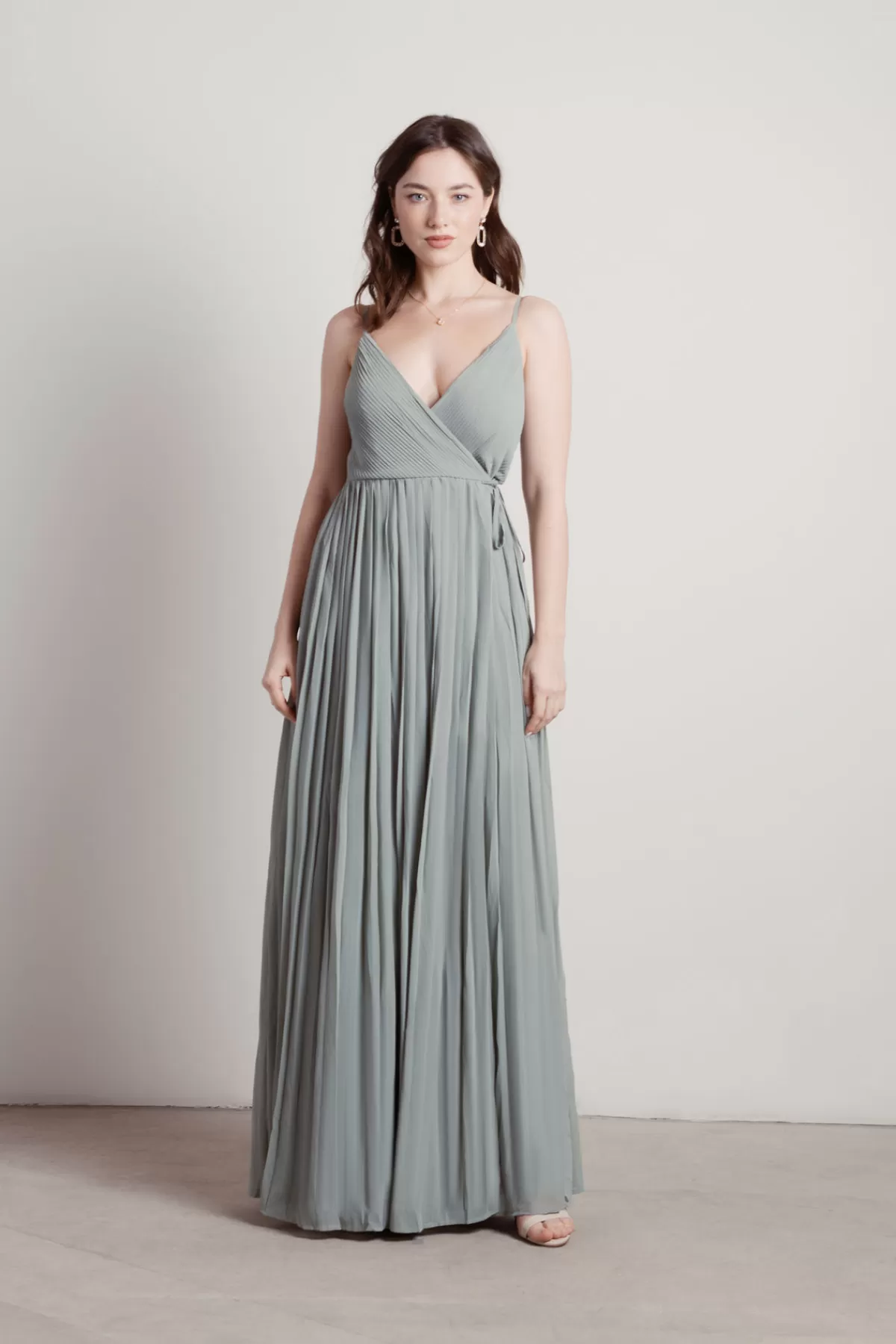 Tobi Love Galore Pleated Slit Maxi Dress - Light Blue* Mother Of The Bride Groom Dresses | Grandmother Of The Bride Dresses