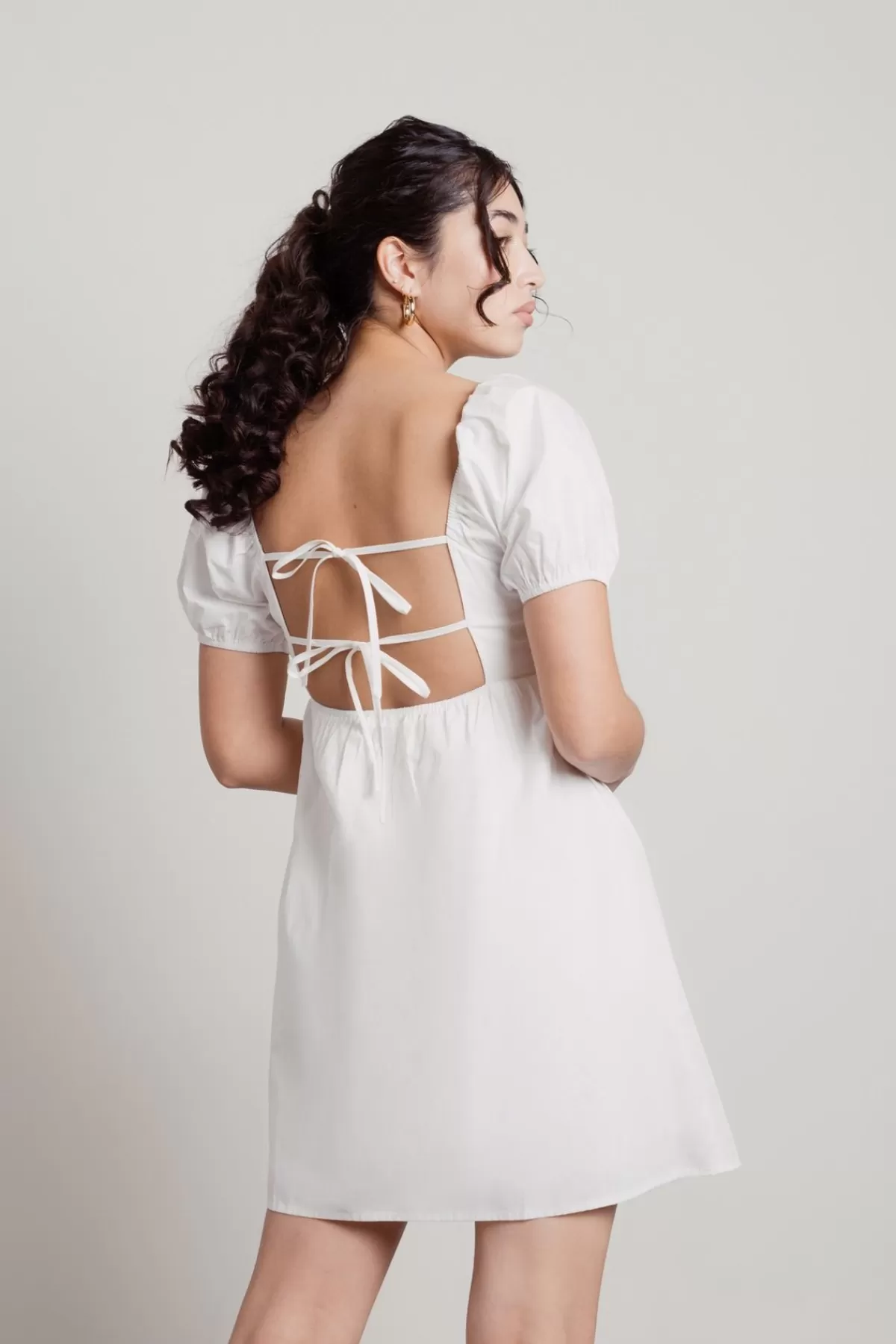 Tobi Love You Less Back Tie Puff Sleeve Babydoll Dress* Honeymoon Outfits | Bump Friendly Dresses