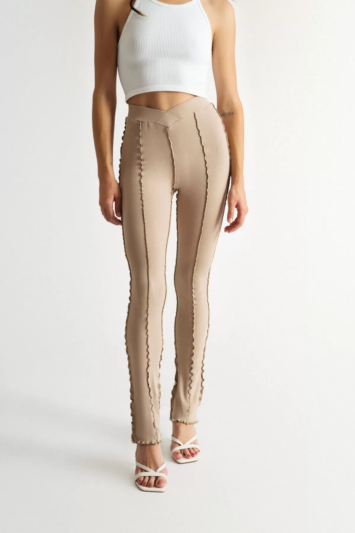 Tobi Matter Of Fact Ribbed Pants - Taupe* Holiday Gift Guide | Pants