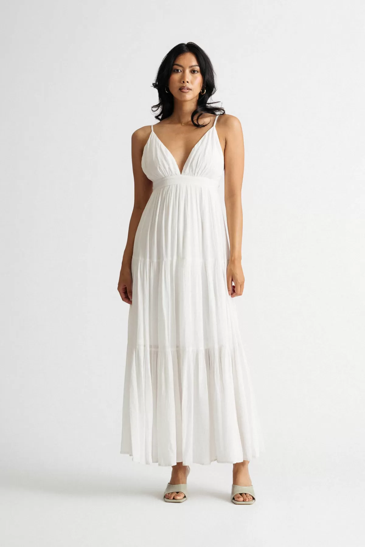 Tobi Mila Open Back Tiered Maxi Dress* Honeymoon Outfits | Bump Friendly Dresses