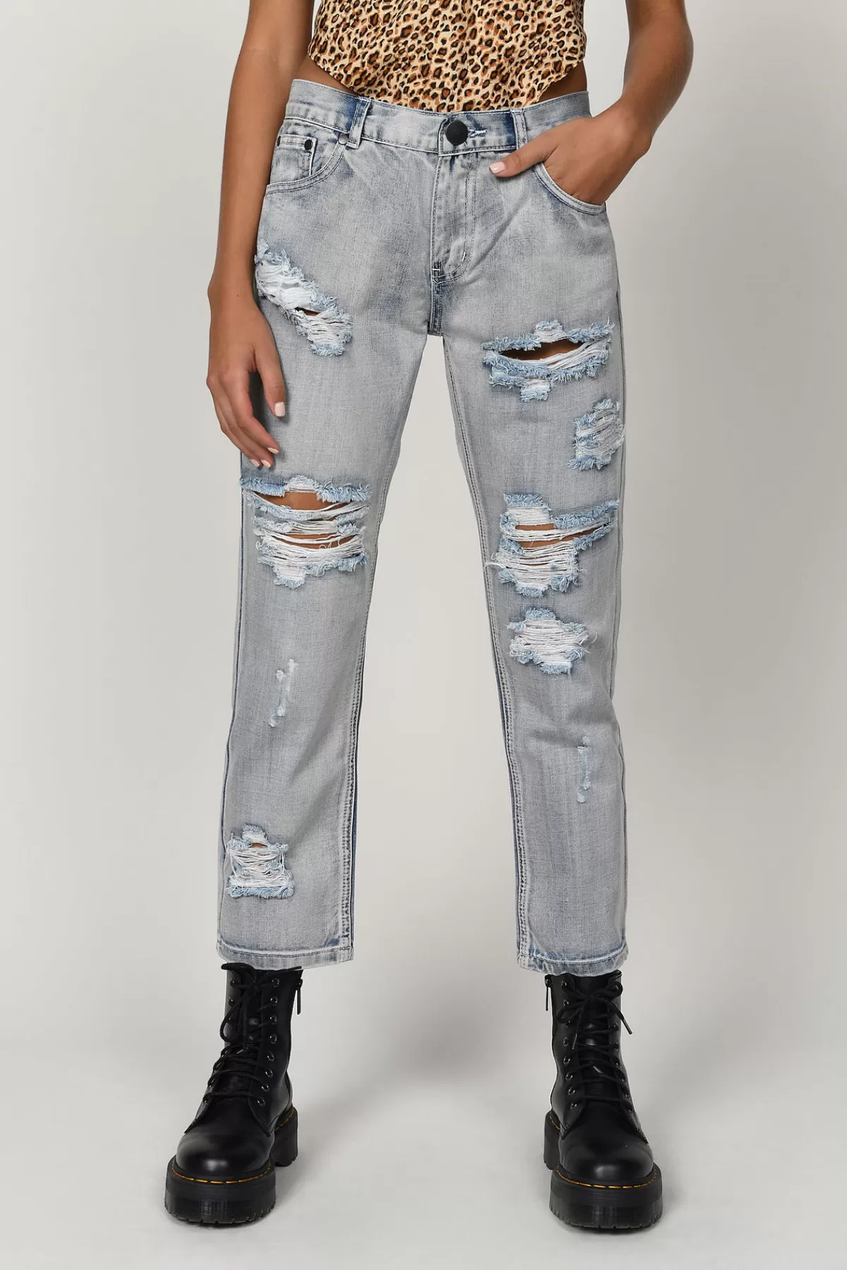 Tobi Silver Lake Distressed Jeans - * Pants | Denim