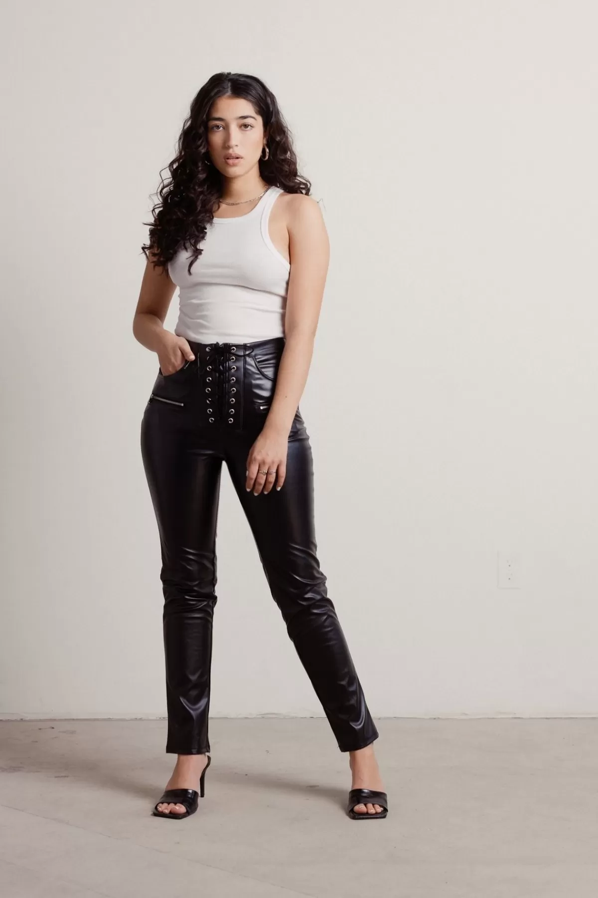 Tobi Sylis Lace Up Pants - * Valentines Day Outfits | Pants