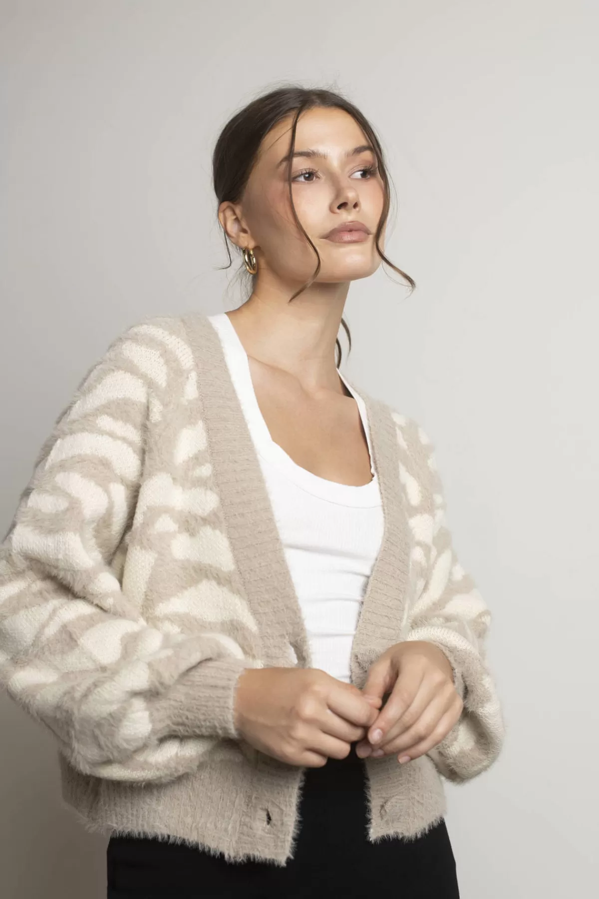 Tobi Wildlife Sweater Cardigan - * Holiday Gift Guide | Jackets